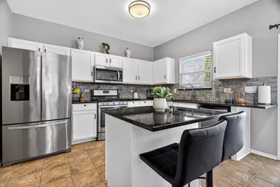 3701 Blue Ridge Drive, Carpentersville, IL 60110 - Photo 8