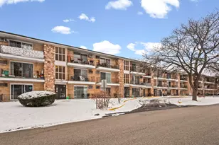 10606 S Depot St, Worth, IL 60482 - Photo 2