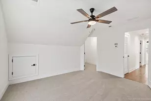 9646 S Harding Ave, Evergreen Park, IL 60805 - Photo 24