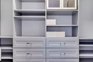 1310 N Cleveland Ave, Chicago, IL 60610 - Photo 12