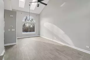 145 W Honeysuckle Dr, Round Lake Beach, IL 60073 - Photo 6