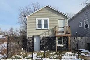 13719 S Spaulding Ave, Robbins, IL 60472 - Photo 1