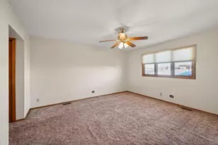 15755 Ridgeland Ave, Oak Forest, IL 60452 - Photo 34