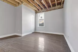 8145 S Euclid Ave, Chicago, IL 60617 - Photo 12