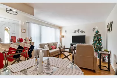 3943 N Newcastle Avenue, Chicago, IL 60634 - Photo 4