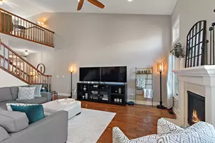 8839 Indiana Hbr Dr, Frankfort, IL 60423 - Photo 10