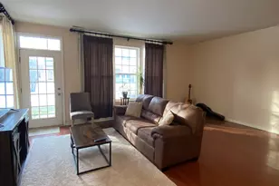 1587 Millbrook Dr, Algonquin, IL 60102 - Photo 8