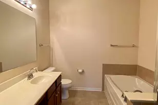 1587 Millbrook Dr, Algonquin, IL 60102 - Photo 12