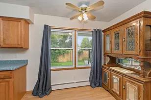 211 E Ottawa St, Sycamore, IL 60178 - Photo 10