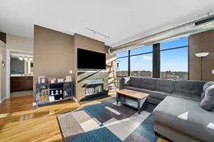 1001 W 15th St, Chicago, IL 60608 - Photo 2