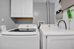 930 W Agatite Ave, Chicago, IL 60640 - Photo 24