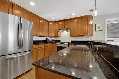 930 W Agatite Avenue #G, Chicago, IL 60640 - Photo 10