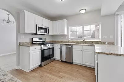 [Address not provided], Aurora, IL 60506 - Photo 12