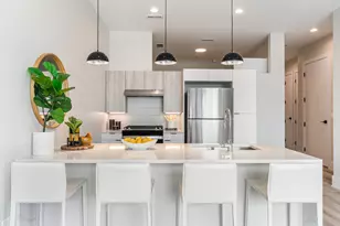 5753 N Broadway St, Chicago, IL 60660 - Photo 4