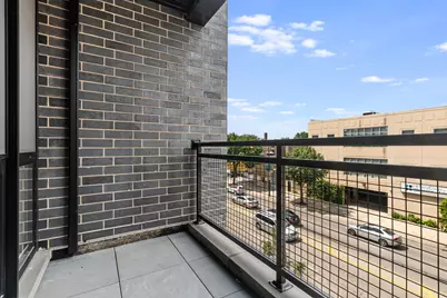 5753 N Broadway Street #303, Chicago, IL 60660 - Photo 18