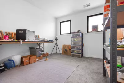 1090 W Grant Drive, Des Plaines, IL 60016 - Photo 12