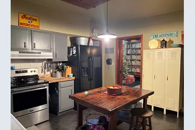 802 Paddock Avenue, Ashton, IL 61006 - Photo 10