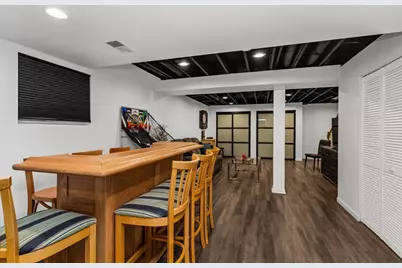 8208 W Park Avenue, Niles, IL 60714 - Photo 14