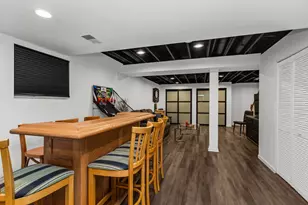 8208 W Park Ave, Niles, IL 60714 - Photo 14