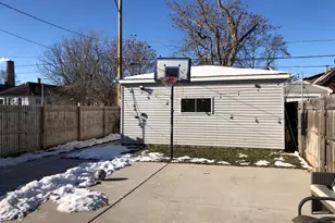 11354 S Harvard Ave, Chicago, IL 60628 - Photo 44