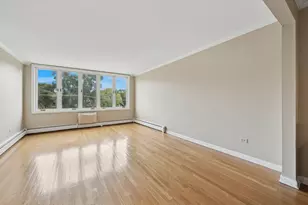 2033 Sherman Ave, Evanston, IL 60201 - Photo 4