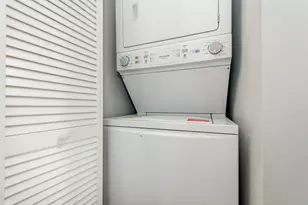 1238 W Pratt Blvd, Chicago, IL 60626 - Photo 6