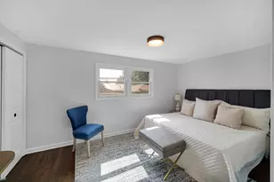 1707 E 93rd St, Chicago, IL 60617 - Photo 10