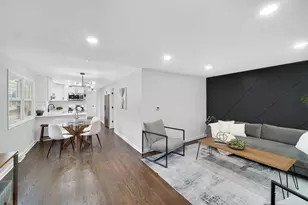 1707 E 93rd St, Chicago, IL 60617 - Photo 2