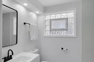 1707 E 93rd St, Chicago, IL 60617 - Photo 12