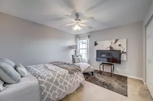 201 Dorset Ave, Oswego, IL 60543 - Photo 30