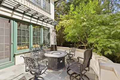 2855 Sheridan Place, Evanston, IL 60201 - Photo 8