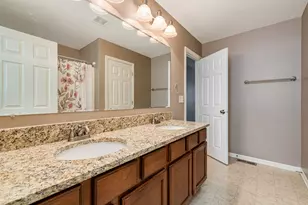 21208 S Meadowview Ln, Shorewood, IL 60404 - Photo 20