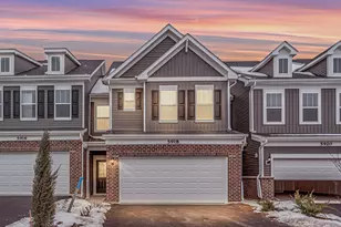 5918 Hawkweed Dr, Naperville, IL 60564 - Photo 1