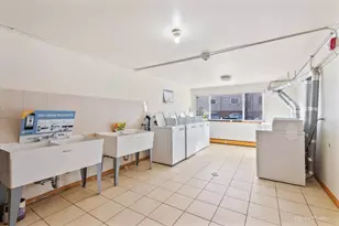 8802 Briar Ct, Des Plaines, IL 60016 - Photo 16