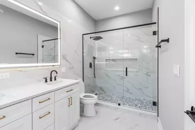 2411 N 77th Avenue, Elmwood Park, IL 60707 - Photo 16