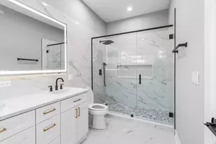 2411 N 77th Ave, Elmwood Park, IL 60707 - Photo 16