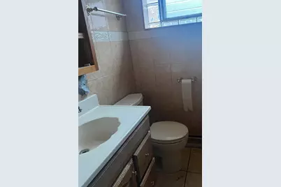 11149 S Green Bay Avenue, Chicago, IL 60617 - Photo 10