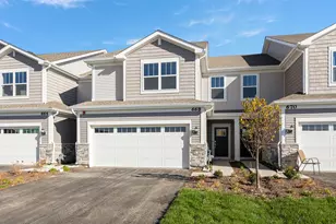 668 Cassia Ct, Crystal Lake, IL 60012 - Photo 1