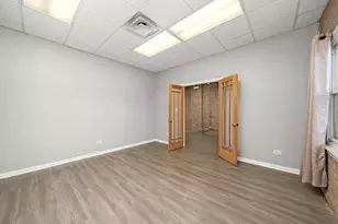 1310 E 75th St, Chicago, IL 60619 - Photo 22