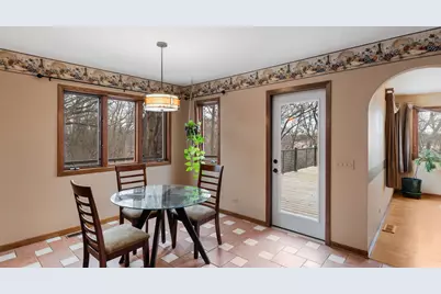 1606 W August Lane, McHenry, IL 60051 - Photo 12