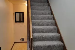 3116 N Daniels Ct, Arlington Heights, IL 60004 - Photo 2