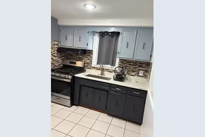 9607 Merrimac Avenue, Oak Lawn, IL 60453 - Photo 2