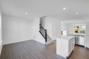 243 Settlers Pl, West Dundee, IL 60118 - Photo 12