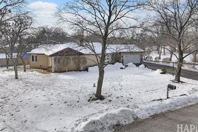 34945 N Leonard Avenue, Ingleside, IL 60041 - Photo 2