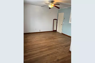 442 W Koplin Avenue, Cissna Park, IL 60924 - Photo 8