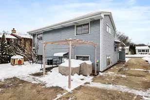 1136 S Summit Ave, Villa Park, IL 60181 - Photo 20