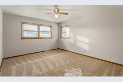 10801 S Tripp Avenue, Oak Lawn, IL 60453 - Photo 14