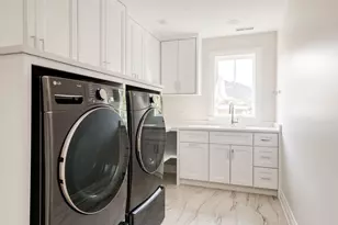 900 S Colfax Ave, Elmhurst, IL 60126 - Photo 32