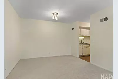 563 Shorely Woods Drive #101, Barrington, IL 60010 - Photo 4