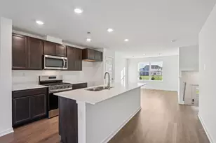 1389 Oakfield Ln, Pingree Grove, IL 60140 - Photo 6